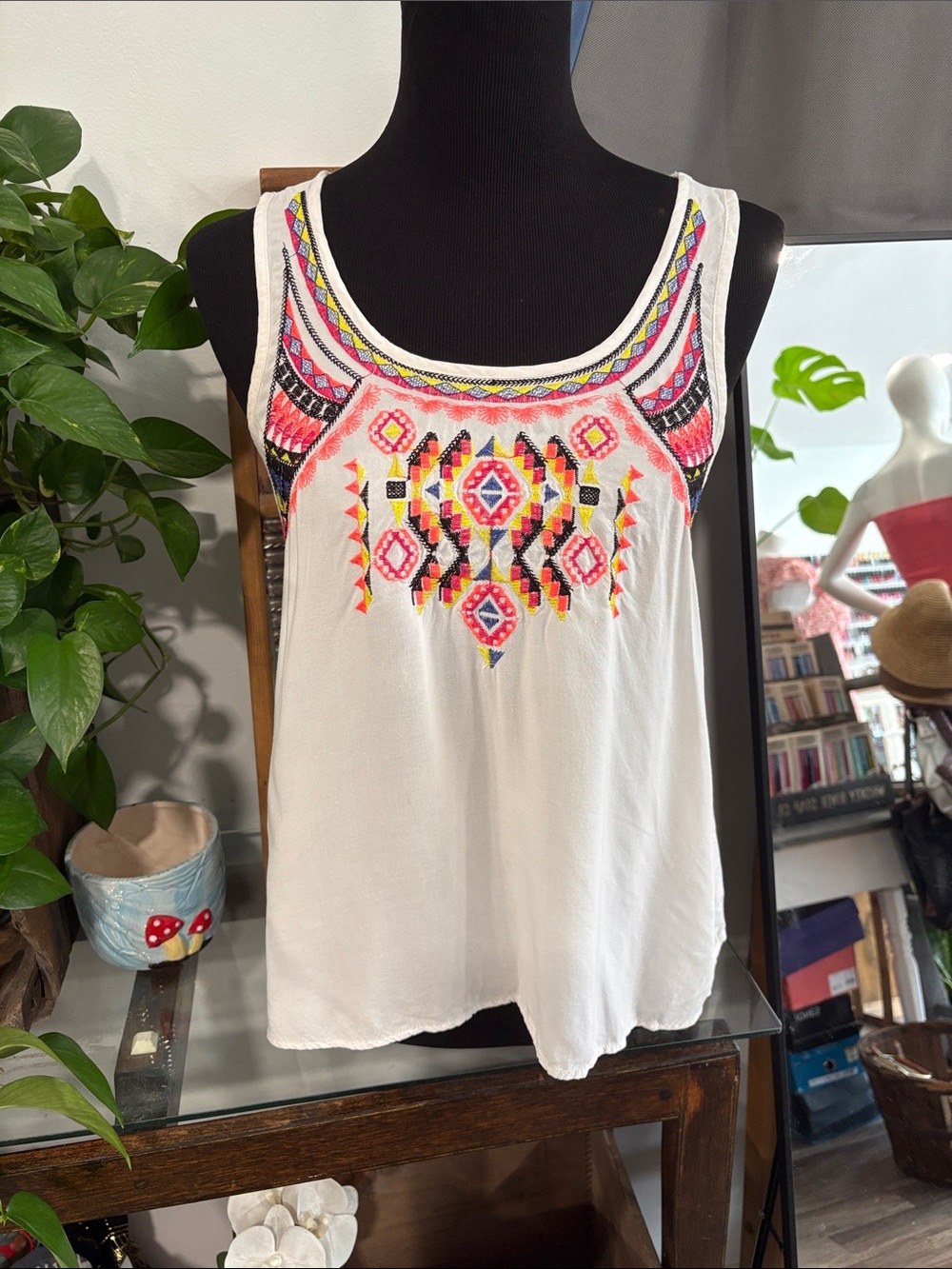 Embroidered Scoop Neck White Tank Top with Neon Accents